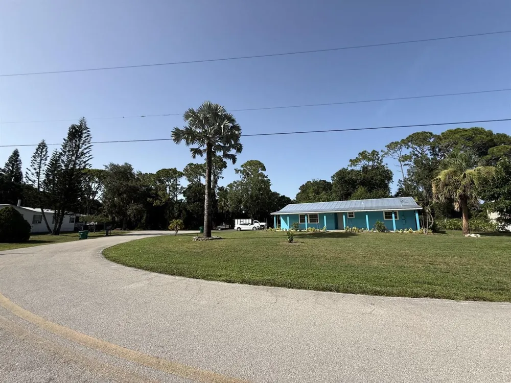 9107 SE 62ND DRIVE Okeechobee, FL 34974
