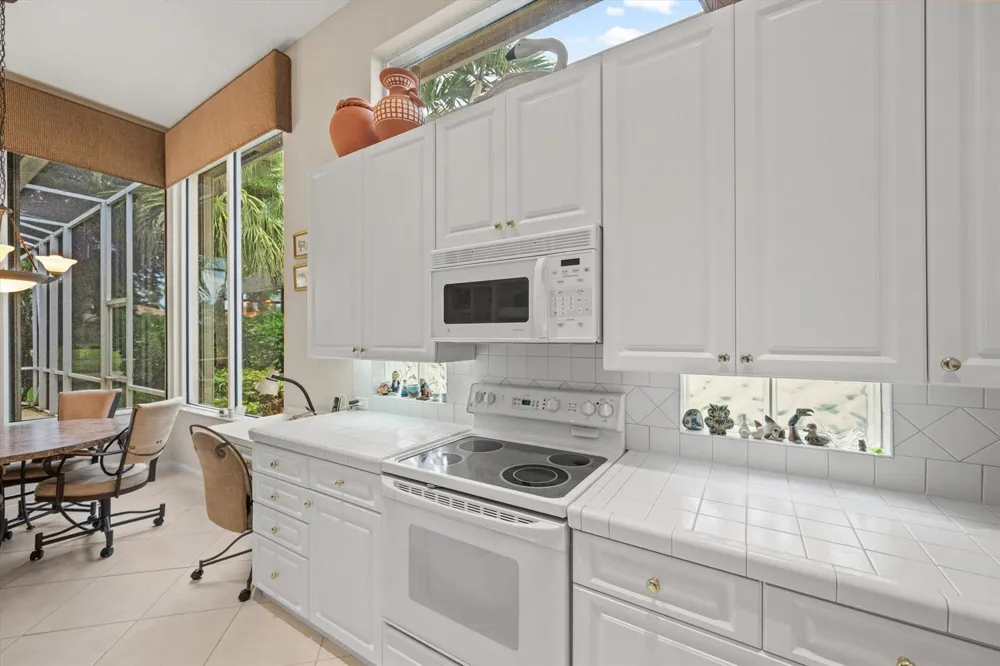 4674 HAZLETON LANE Lake Worth, FL 33449