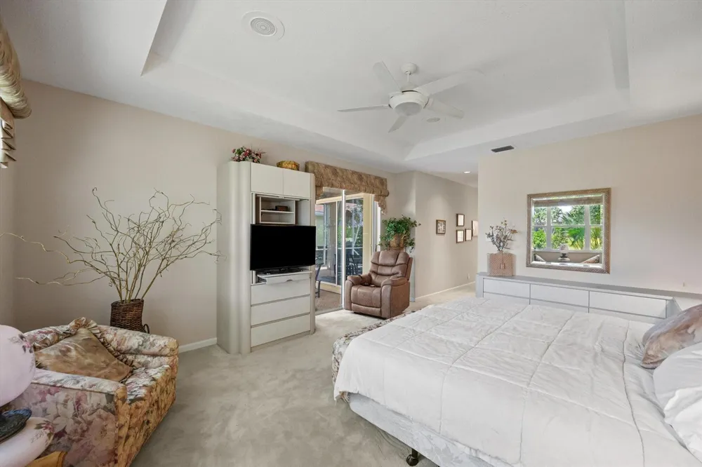 4674 HAZLETON LANE Lake Worth, FL 33449