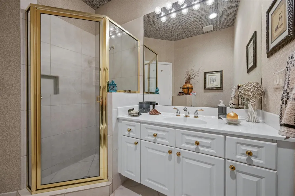 4674 HAZLETON LANE Lake Worth, FL 33449