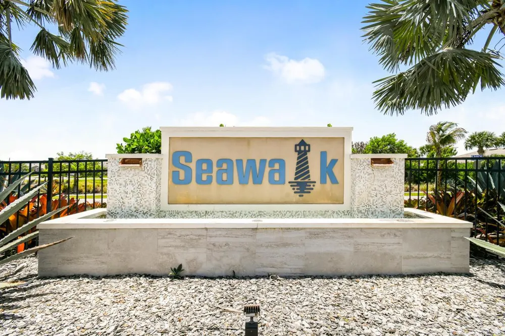 1693 NE White Pine Terrace Jensen Beach, FL 34957