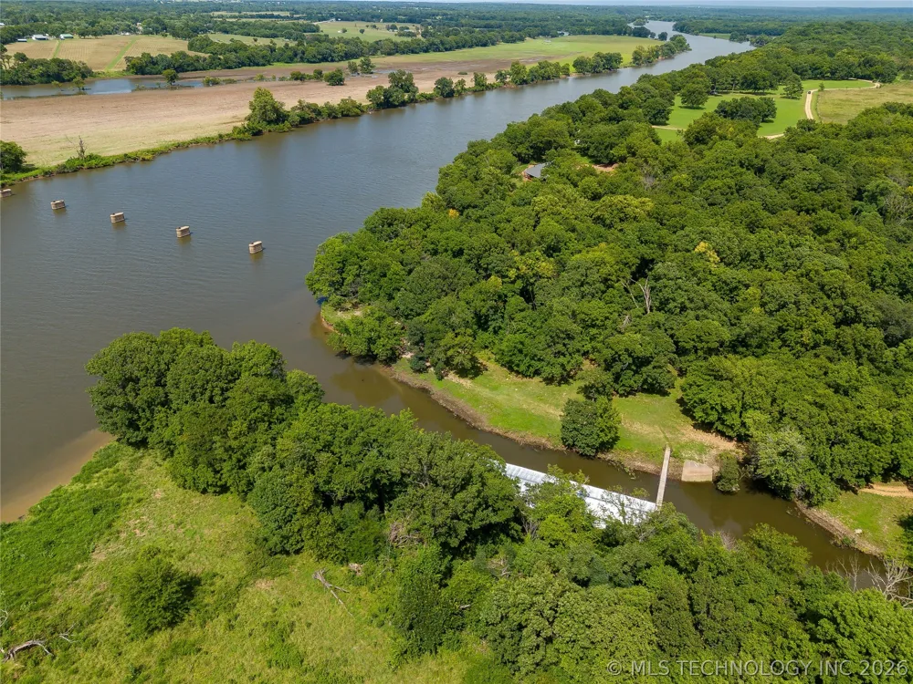 10 Galloway Bay Strang, OK 74367