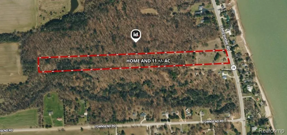 2898 Lakeshore Road Sanilac Township, MI 48401