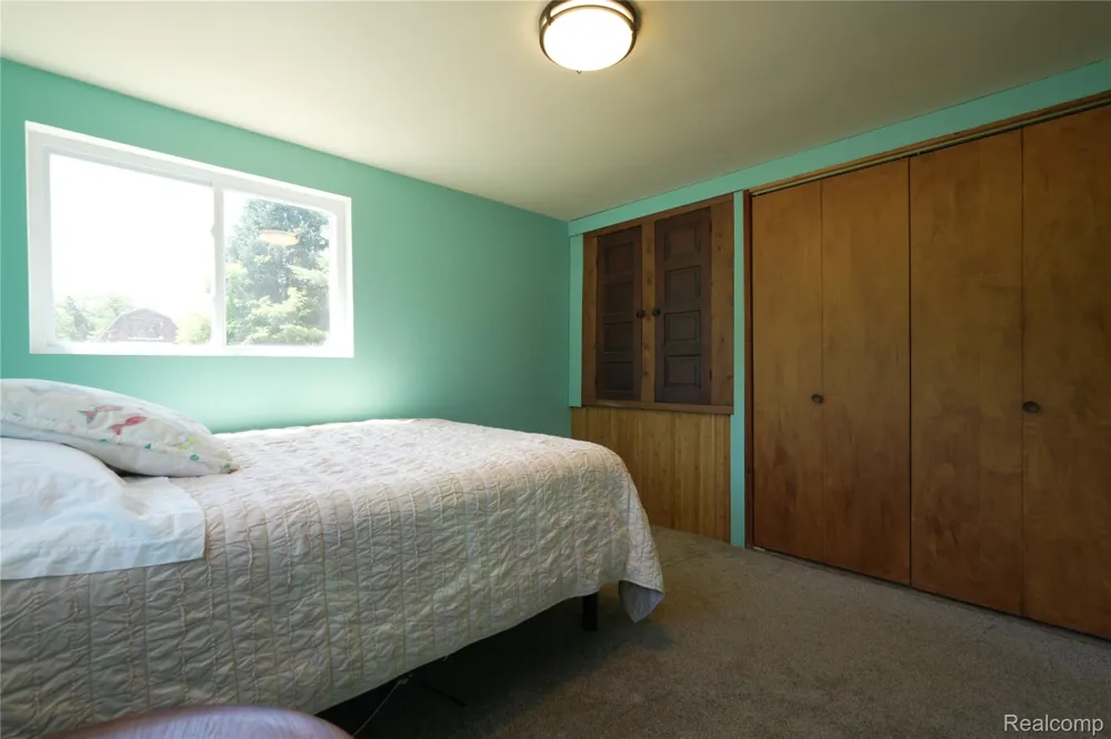2898 Lakeshore Road Sanilac Township, MI 48401