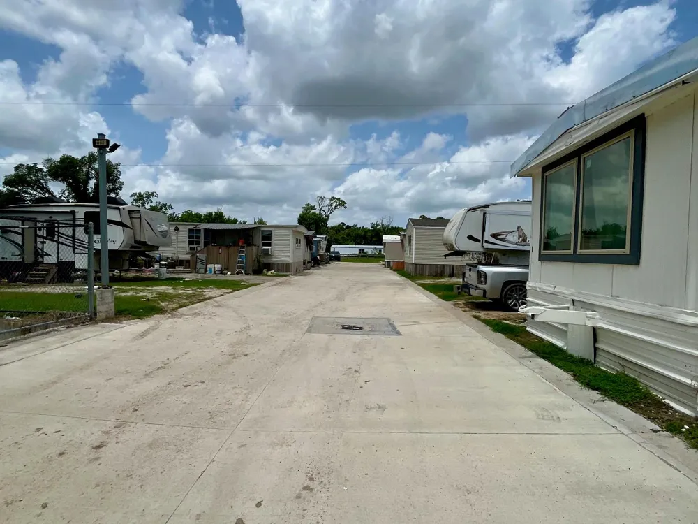 12125 Aldine Westfield Road #17 Houston, TX 77093