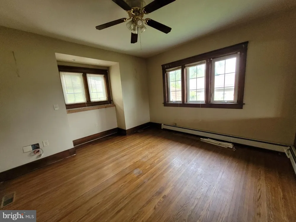 885 BRADDOCK ROAD Cumberland, MD 21502