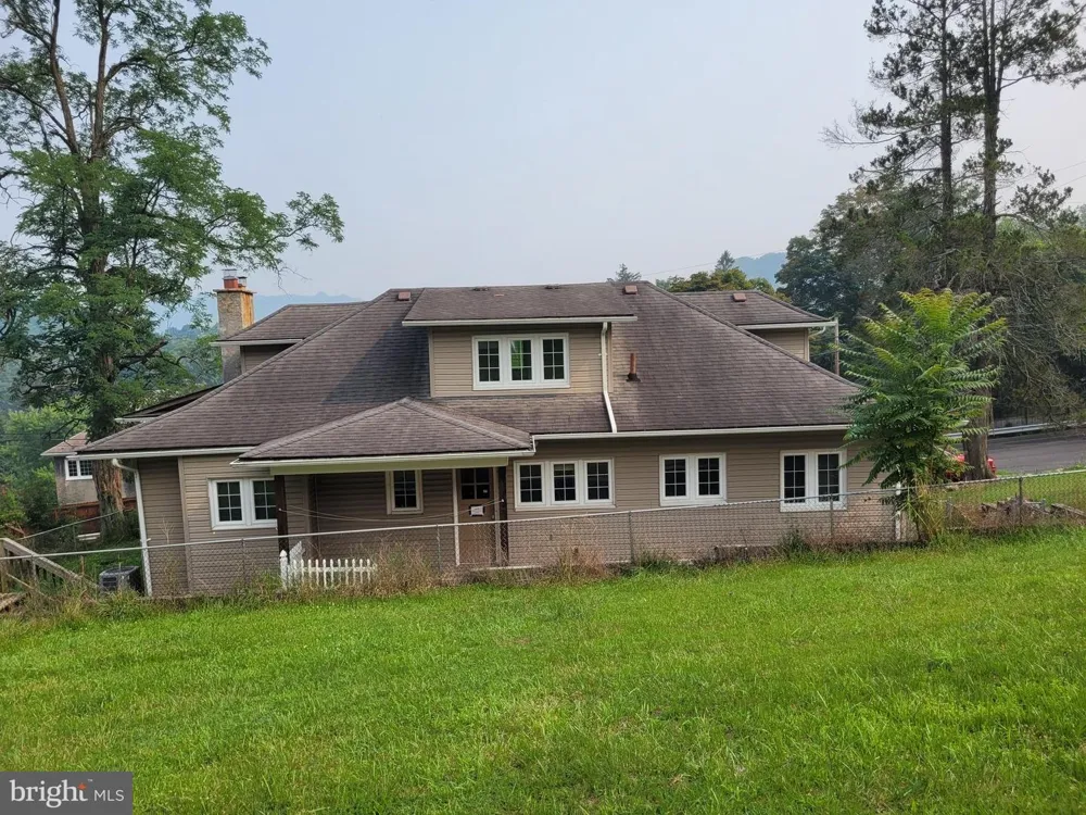 885 BRADDOCK ROAD Cumberland, MD 21502