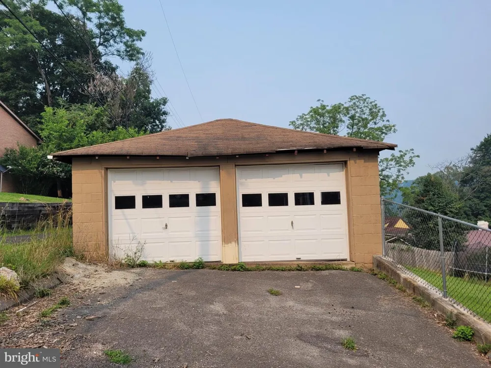 885 BRADDOCK ROAD Cumberland, MD 21502