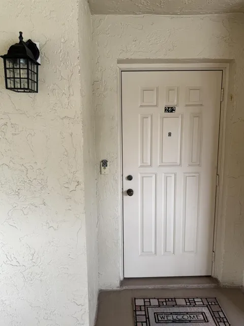 10107 Mangrove Drive
