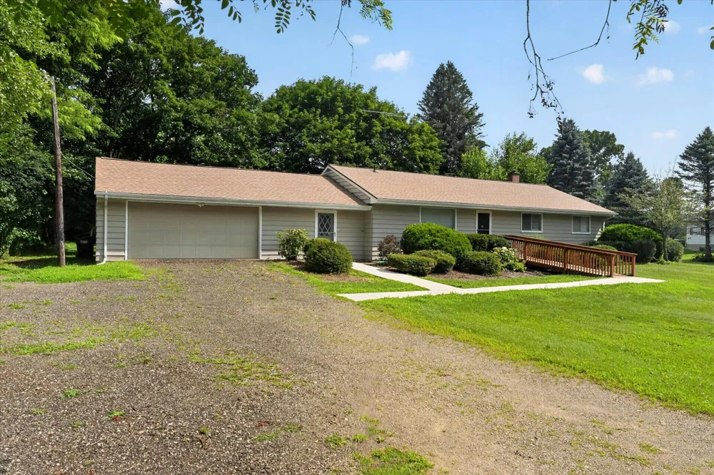 6720 Horton Road Jackson, MI 49201