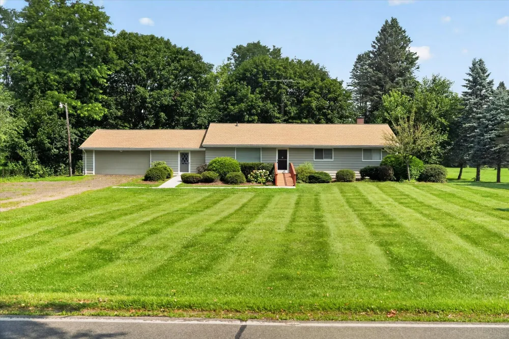 6720 Horton Road Jackson, MI 49201