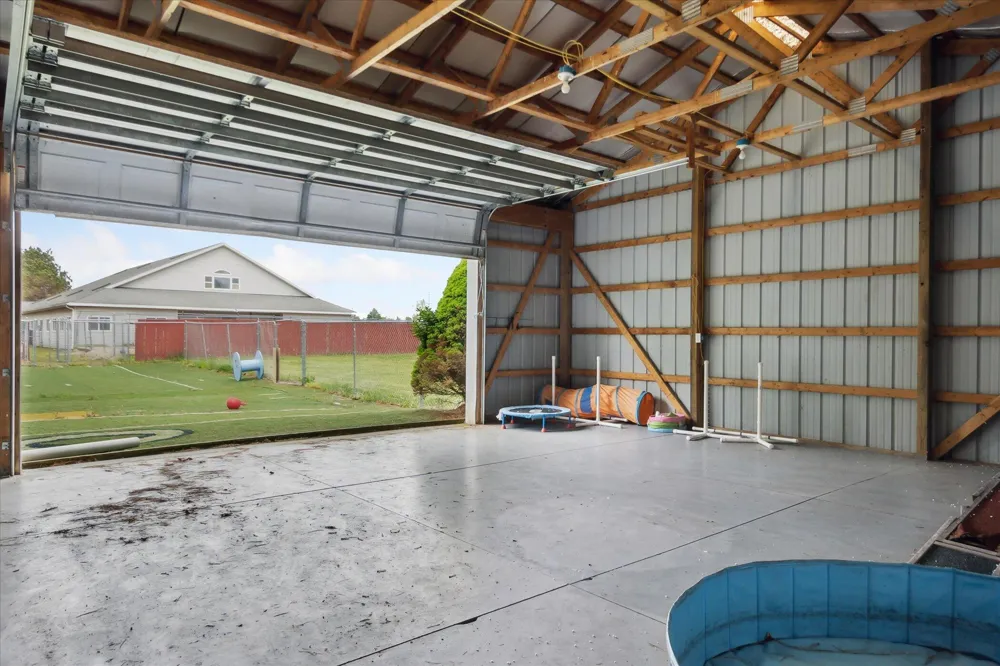 3650 Hogback Road Fowlerville, MI 48836