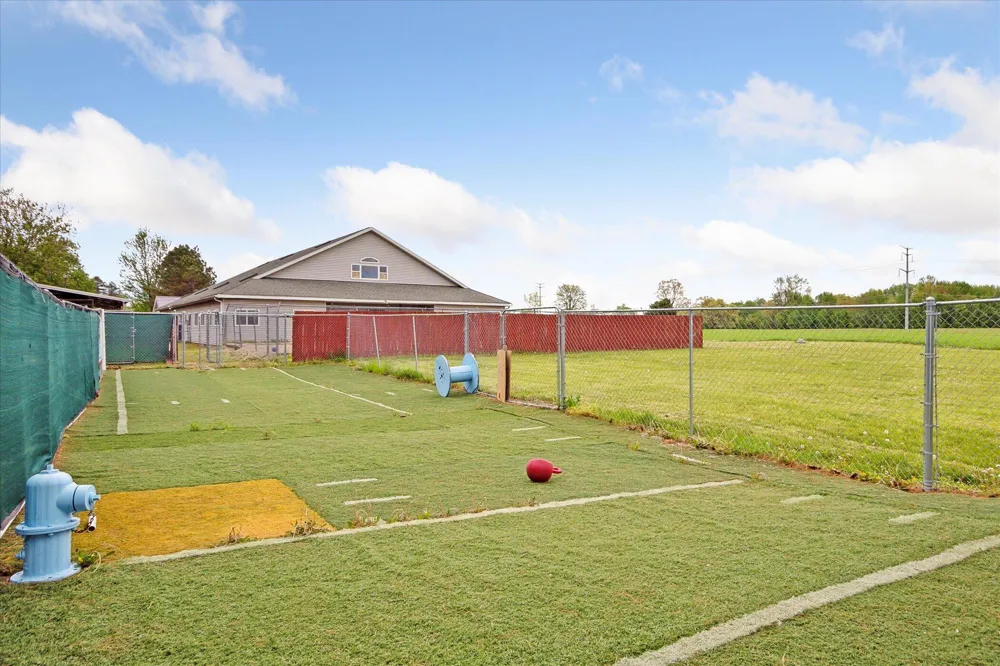 3650 Hogback Road Fowlerville, MI 48836