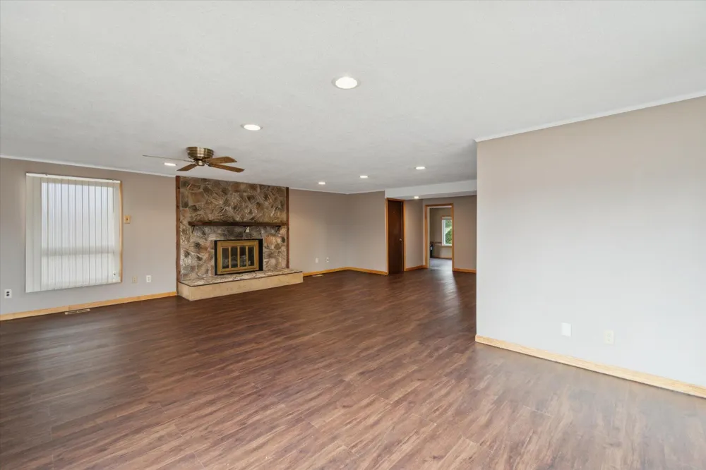 3650 Hogback Road Fowlerville, MI 48836