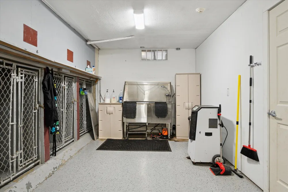 3650 Hogback Road Fowlerville, MI 48836