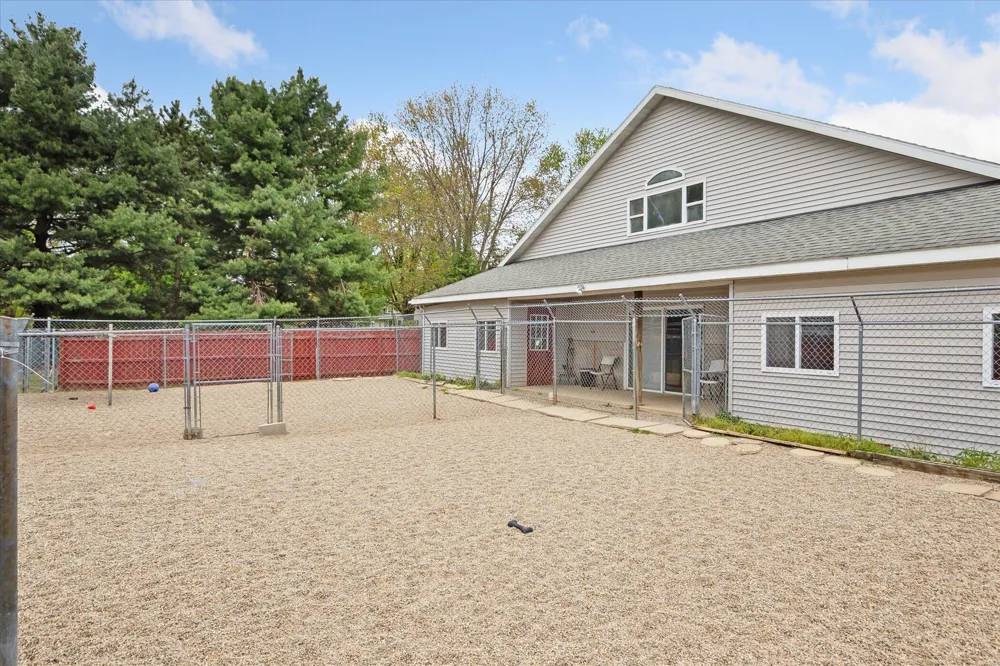 3650 Hogback Road Fowlerville, MI 48836