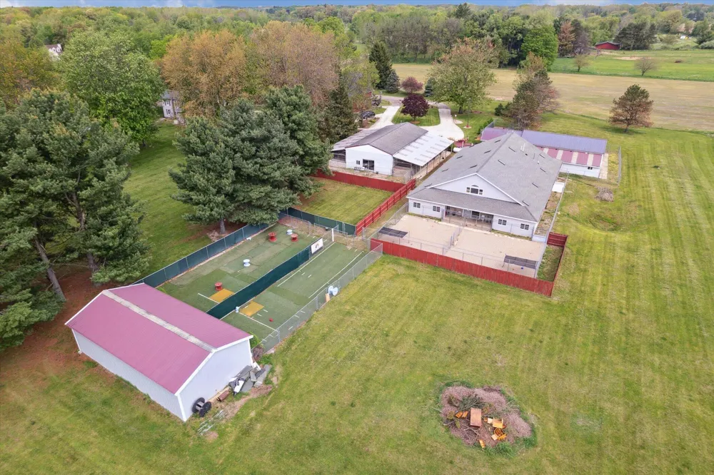 3650 Hogback Road Fowlerville, MI 48836