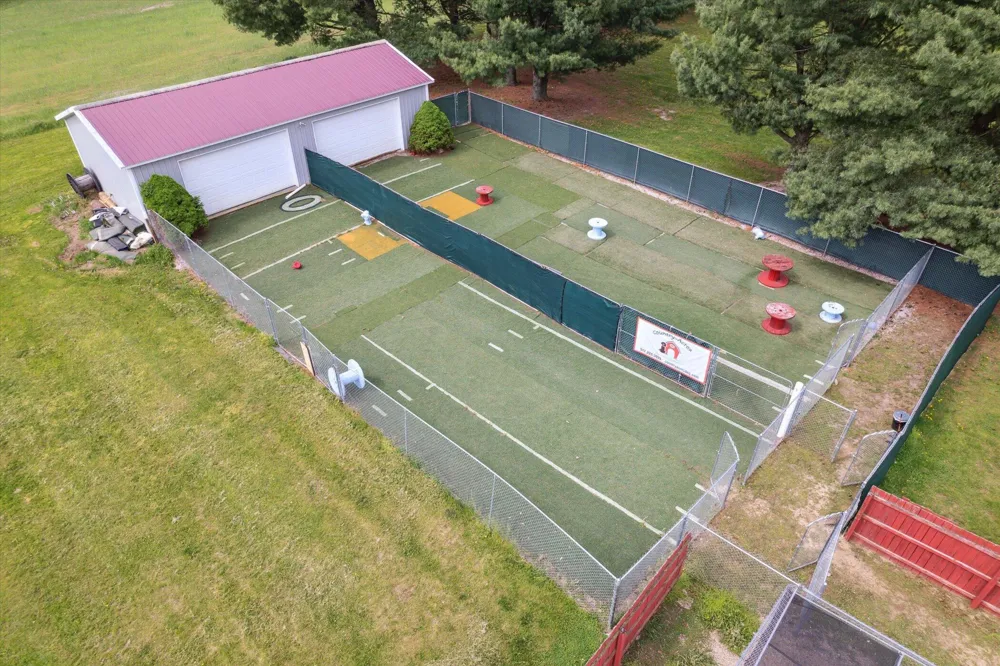 3650 Hogback Road Fowlerville, MI 48836