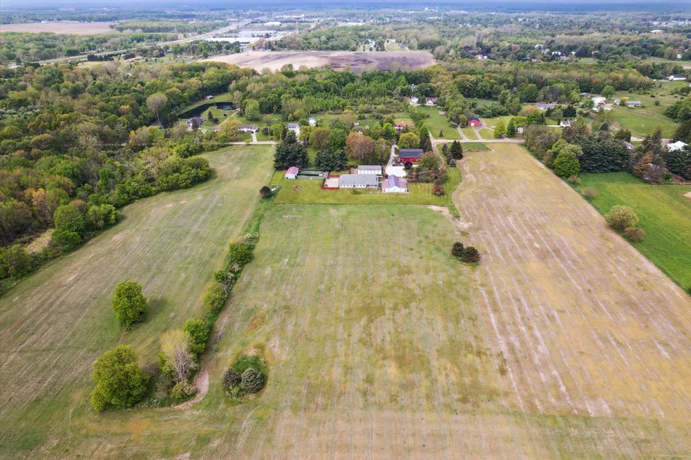 3650 Hogback Road Fowlerville, MI 48836