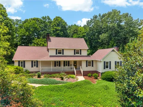 2866 Hickory Drive
