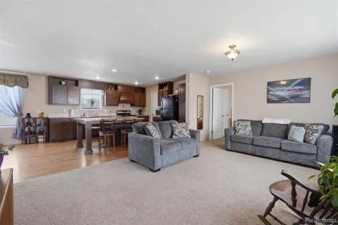 11802 Stoneridge Court