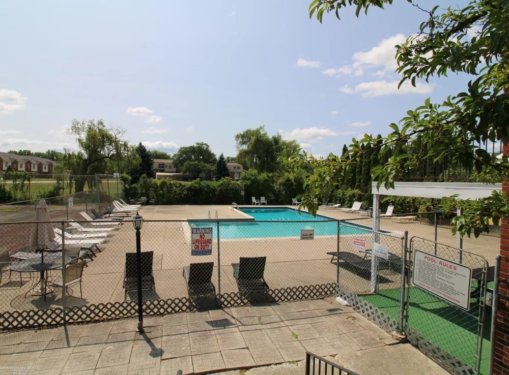 38615 Diamond Head Court Clinton Charter Township, MI 48038
