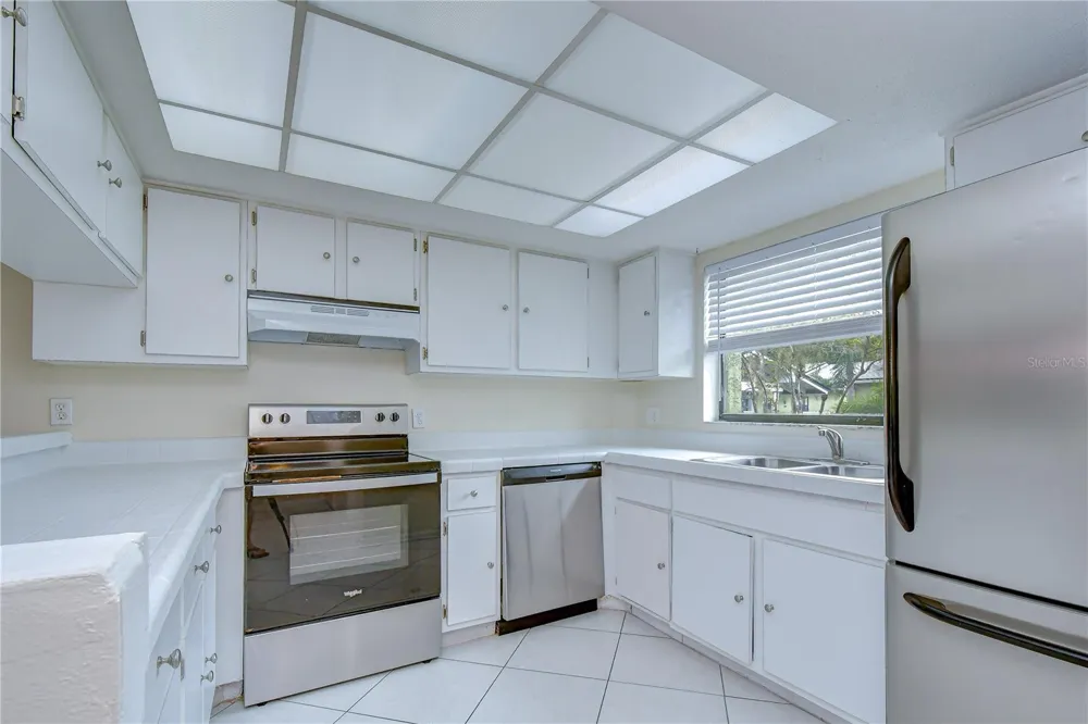 230 CYPRESS PLACE Oldsmar, FL 34677