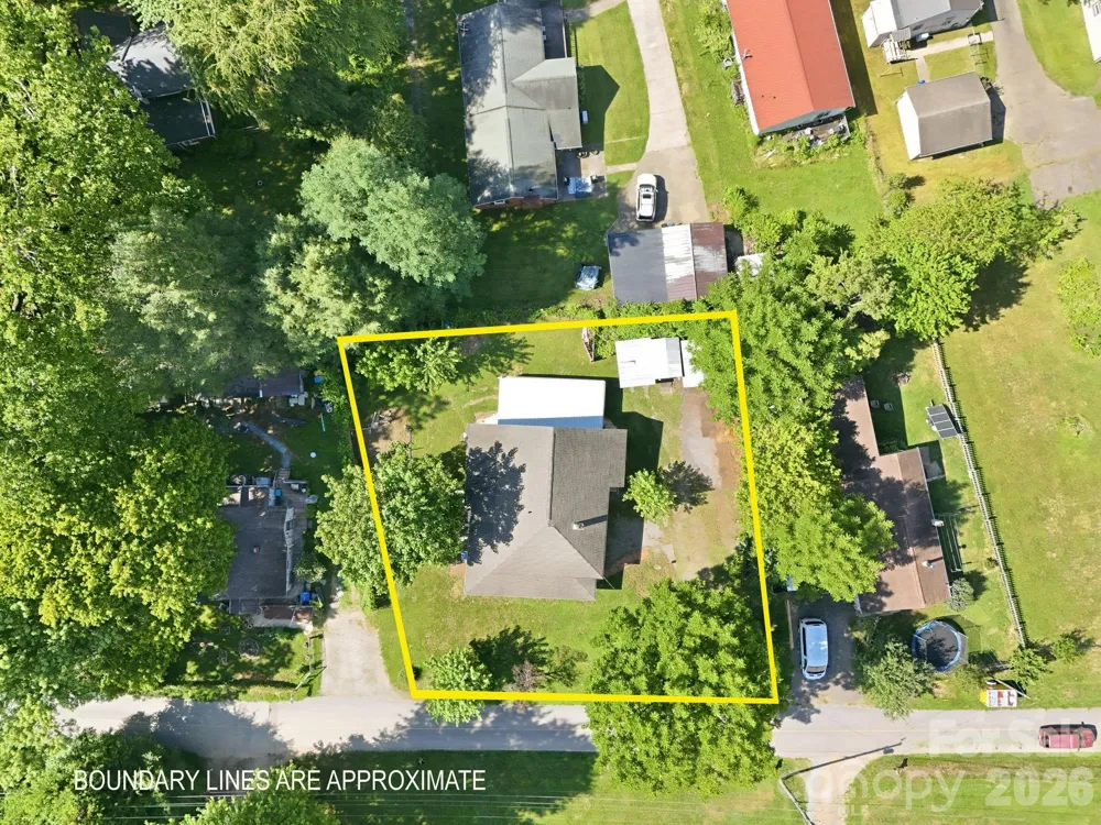 114 Old State Ten Road Black Mountain, NC 28711