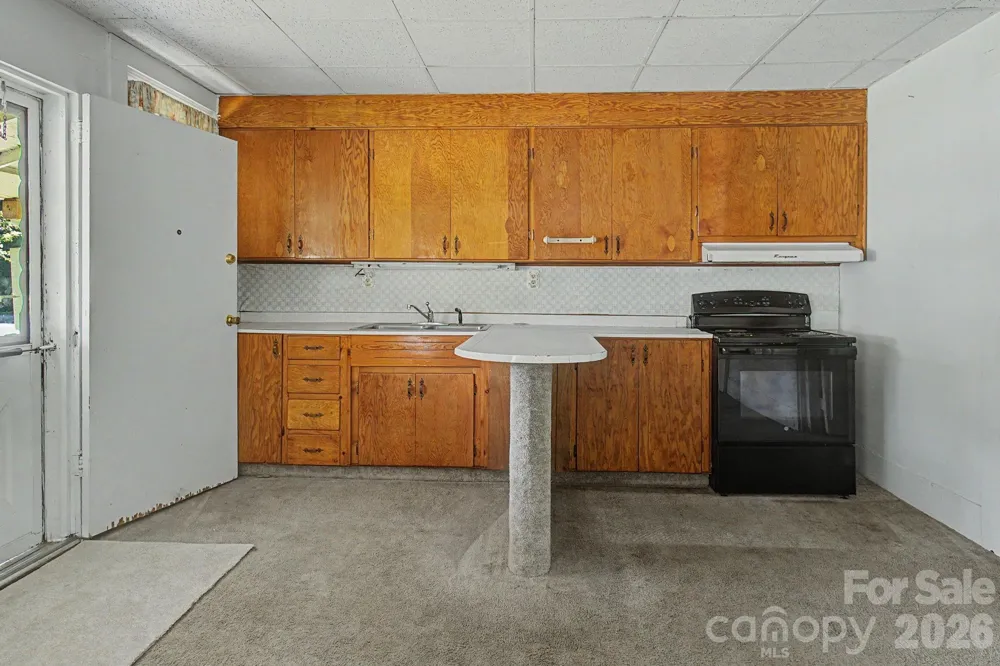 114 Old State Ten Road Black Mountain, NC 28711