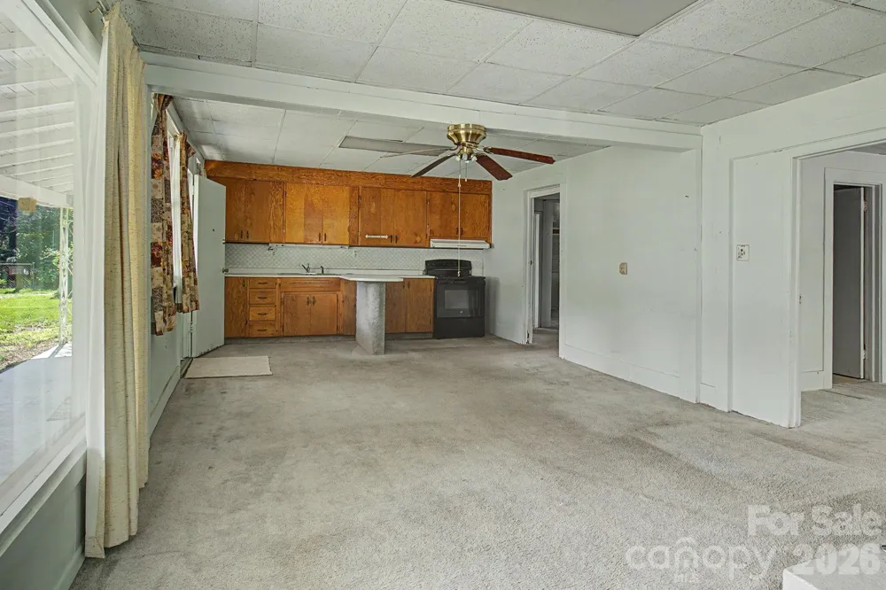 114 Old State Ten Road Black Mountain, NC 28711