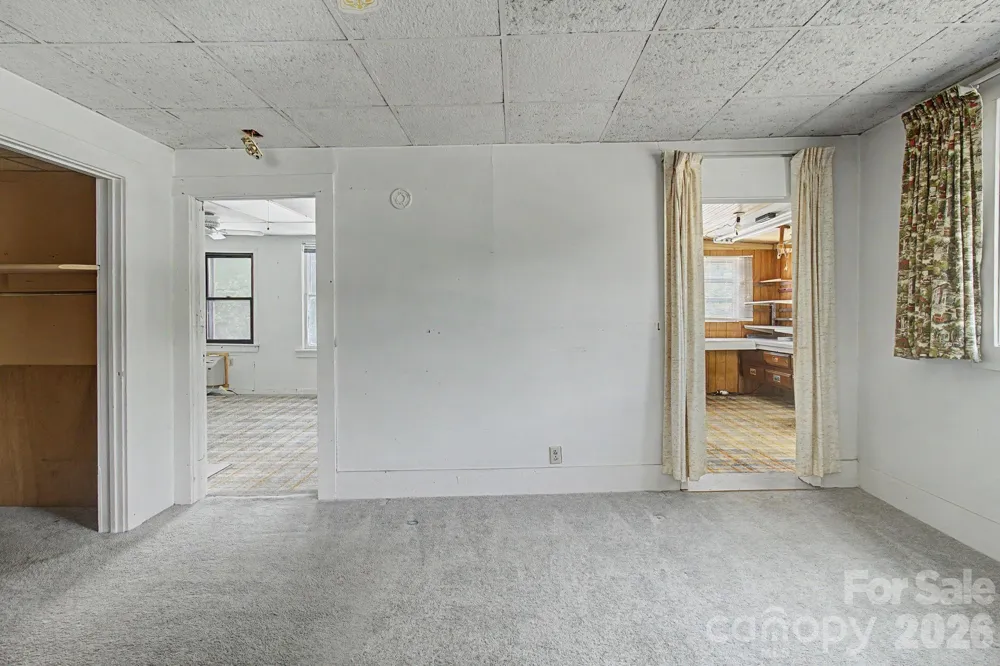 114 Old State Ten Road Black Mountain, NC 28711