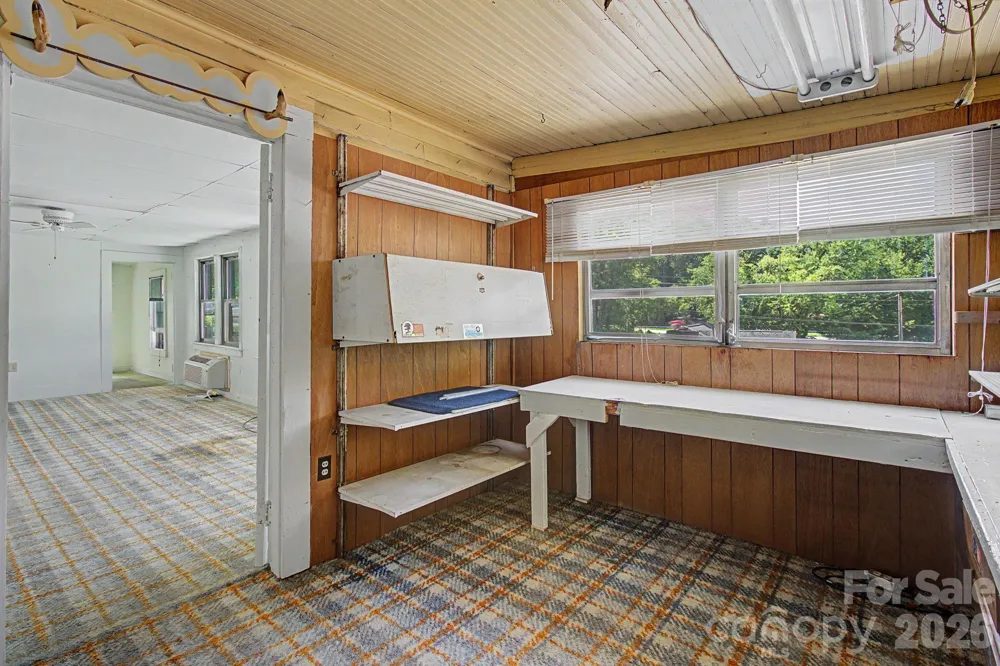 114 Old State Ten Road Black Mountain, NC 28711