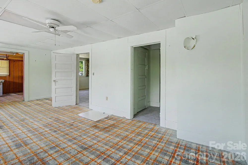 114 Old State Ten Road Black Mountain, NC 28711