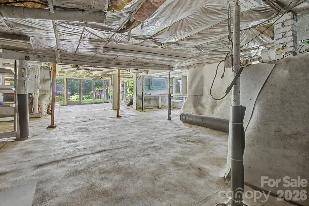 114 Old State Ten Road Black Mountain, NC 28711