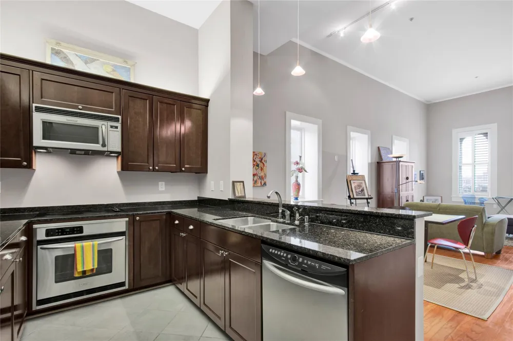 415 Kempner Street Galveston, TX 77550