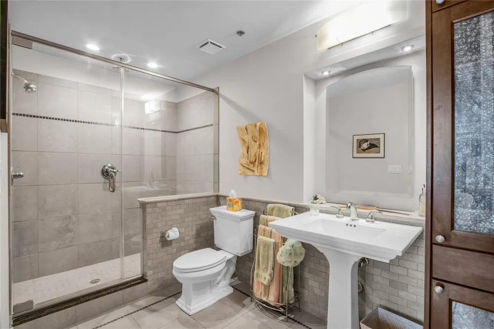 415 Kempner Street Galveston, TX 77550