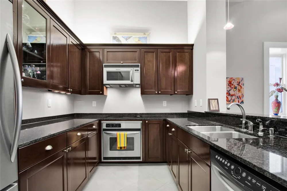 415 Kempner Street Galveston, TX 77550