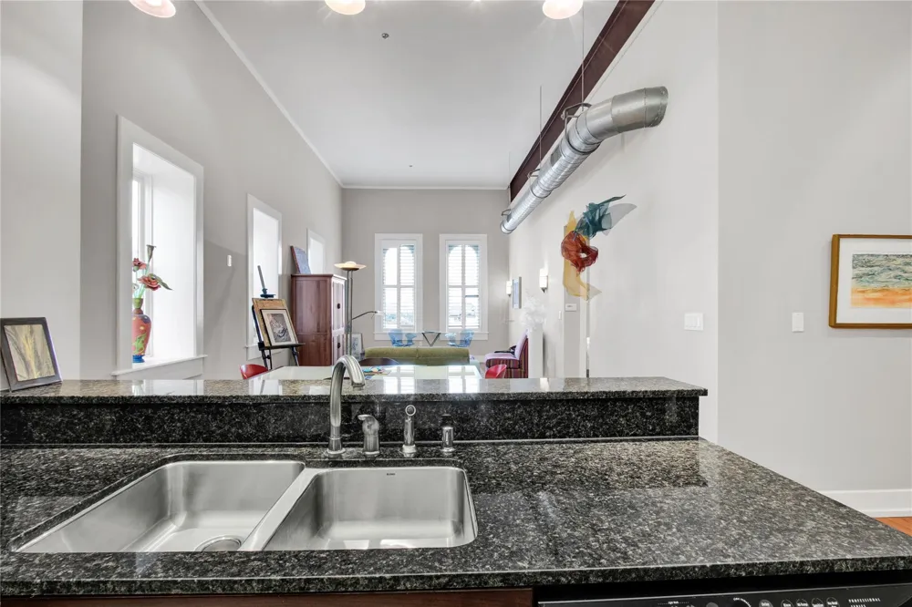 415 Kempner Street Galveston, TX 77550