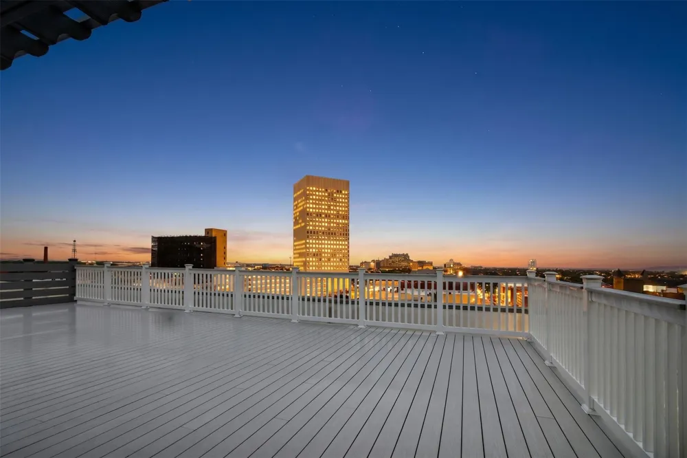 415 Kempner Street Galveston, TX 77550
