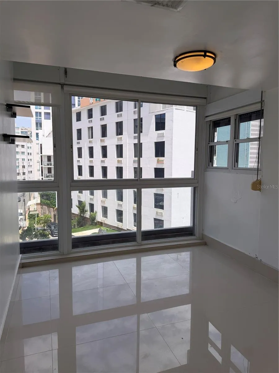 6 CONDOMINIO LAGUNA TERRACE STREET #2C San Juan, PR 00907