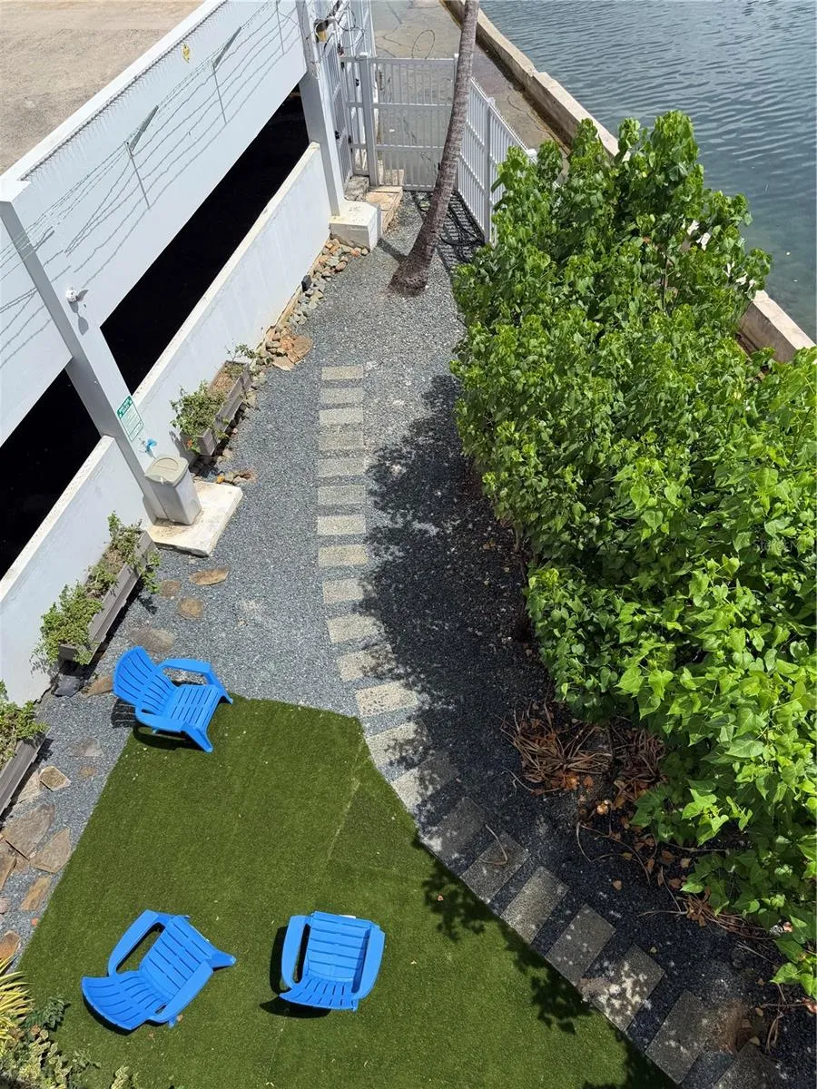 6 CONDOMINIO LAGUNA TERRACE STREET #2C San Juan, PR 00907