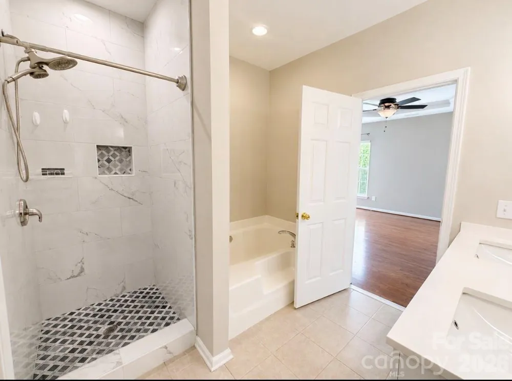 320 Shingleoak Drive Clover, SC 29710