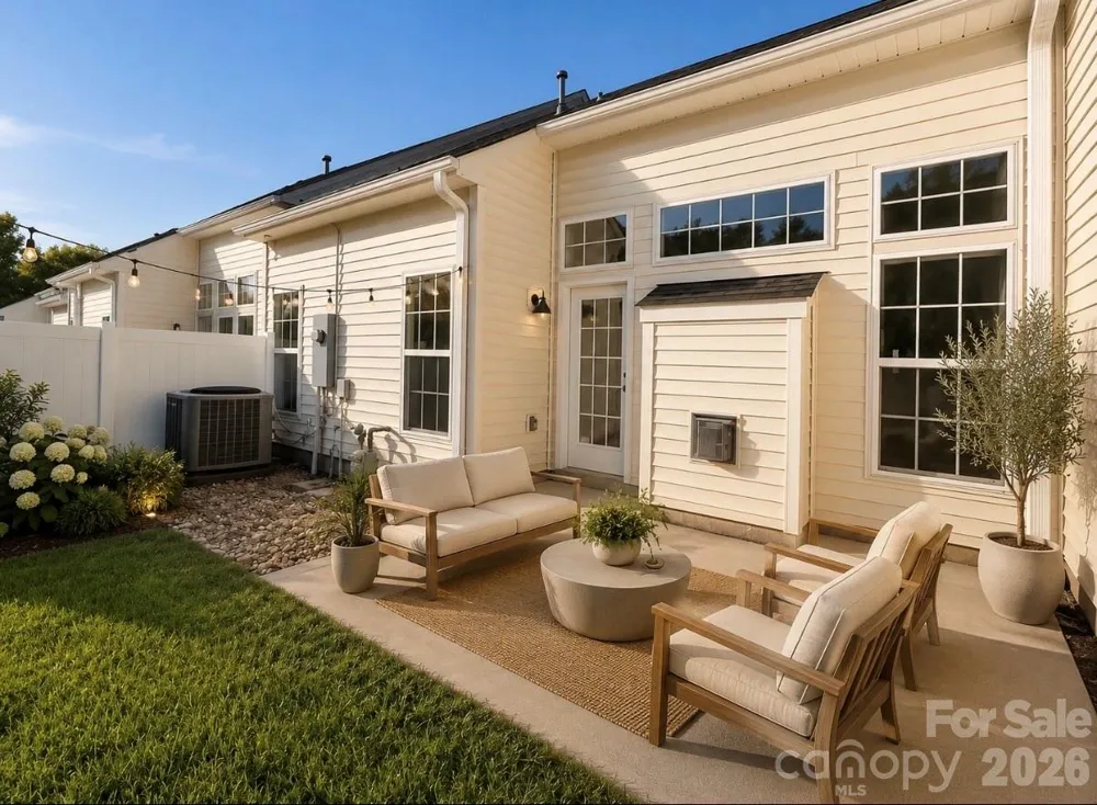 320 Shingleoak Drive Clover, SC 29710