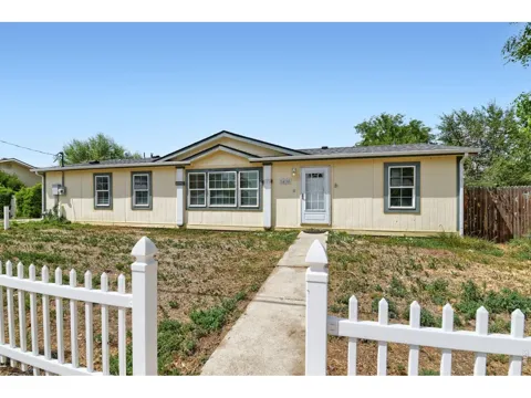 415 E Woodward Avenue