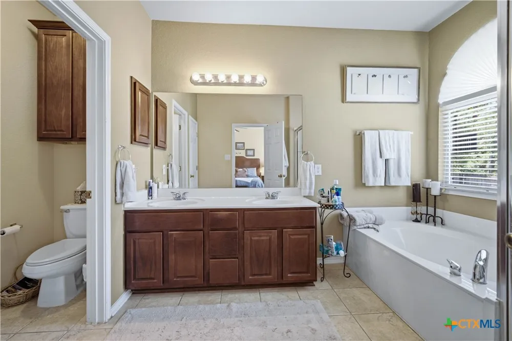 767 San Luis New Braunfels, TX 78132