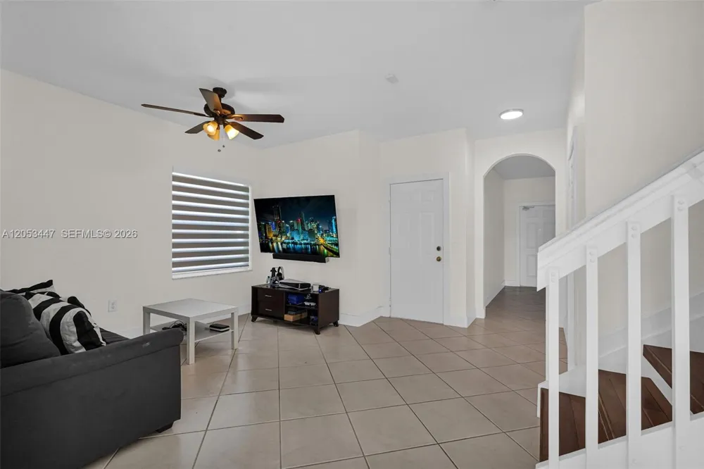 22019 SW 92nd Pl Cutler Bay, FL 33190