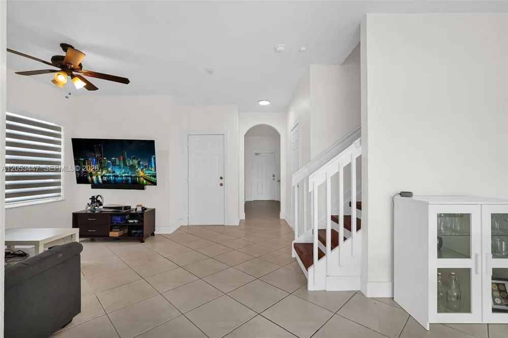22019 SW 92nd Pl Cutler Bay, FL 33190