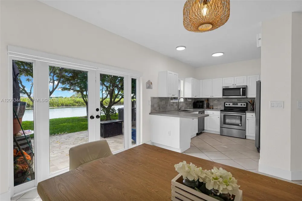 22019 SW 92nd Pl Cutler Bay, FL 33190