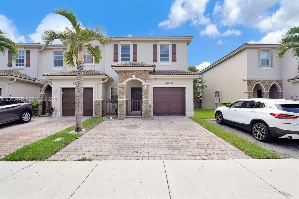 22019 SW 92nd Pl Cutler Bay, FL 33190