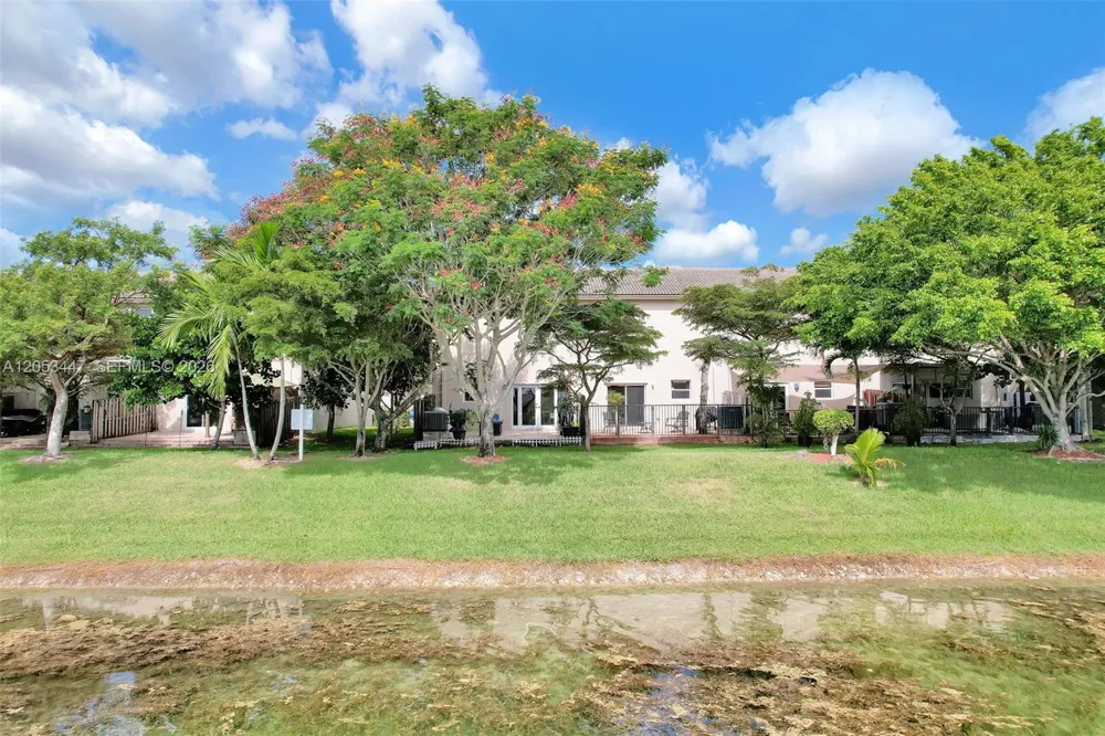 22019 SW 92nd Pl Cutler Bay, FL 33190